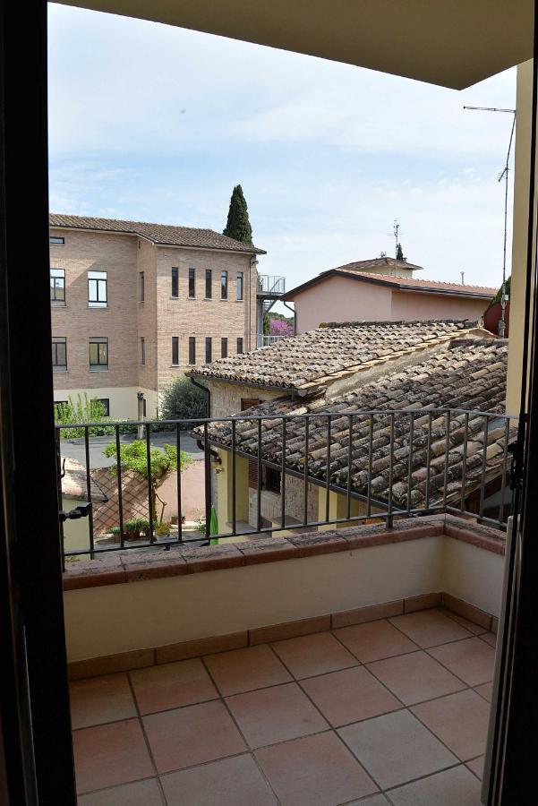 Camere Paolo Асизи Екстериор снимка